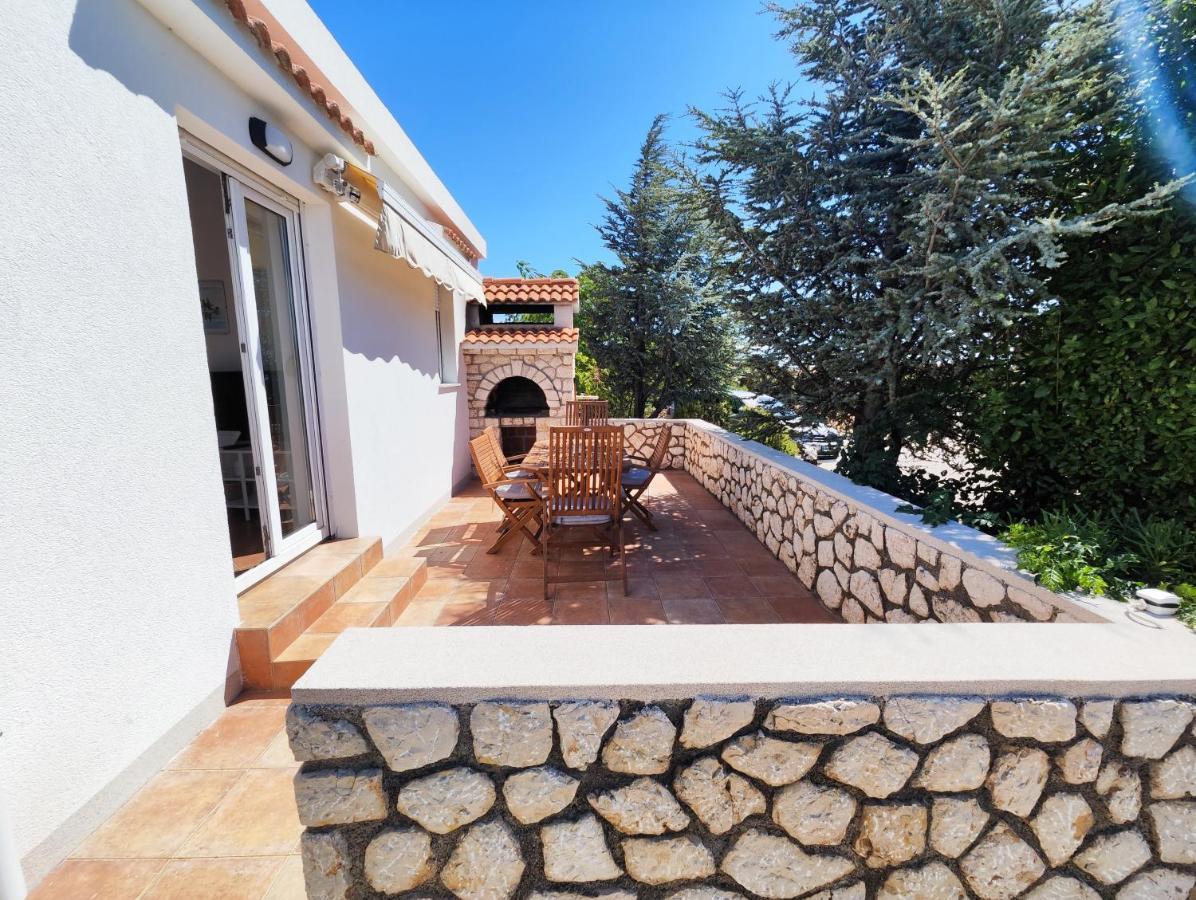 Lavender House Villa Mandre Exterior photo